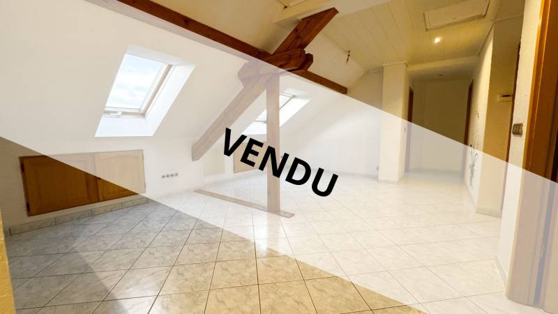 Appartement semi mansardé de 74 m2 à Roth
